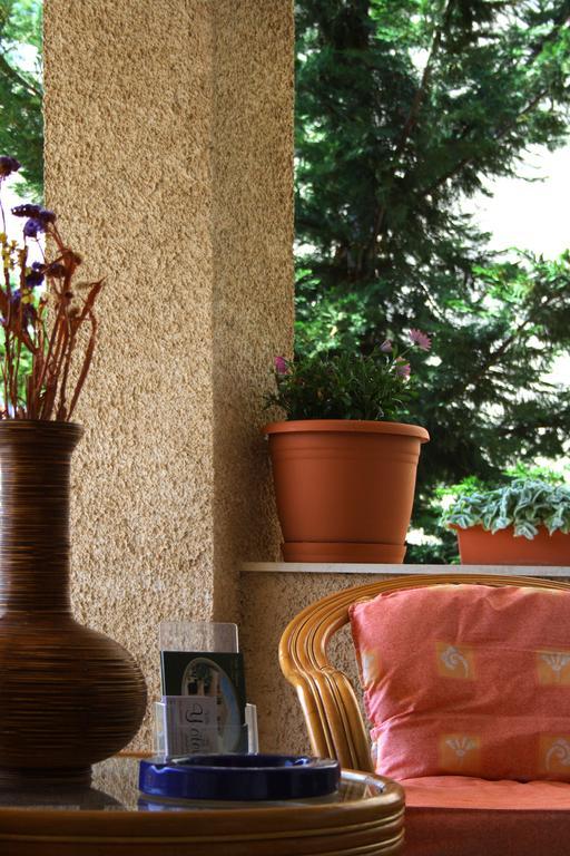 Villa Yiotevi Poros Town Екстер'єр фото